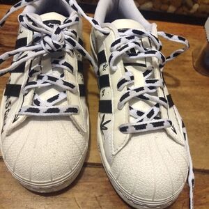 Superstar sharpie pack